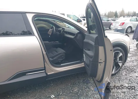 2025 Polestar 3 Long Range Dual Motor/Long Range Dual Motor Launch Edition z USA, uszkodzony, nr VIN 7SYEA3YB8SG026973